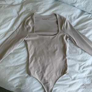 Abercrombie & Fitch Light Nude Square Neck Long Sleeve Bodysuit